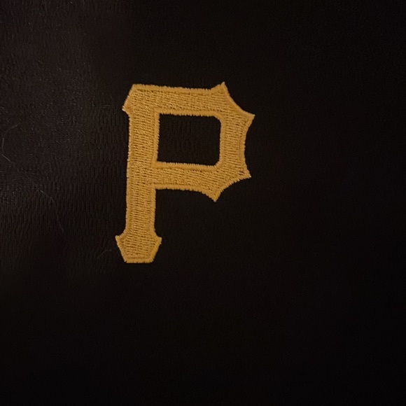 Pirates Columbia Men’s Polo - Picture 4 of 7